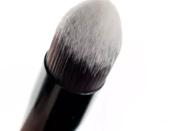 Brushworks No. 4 Tapered Precision Buffing Brush