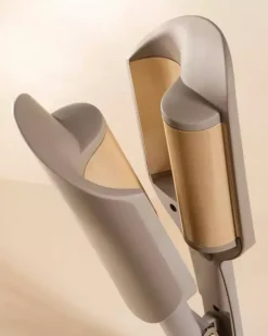 Camilla Pihl Cosmetics That Beachy Wave