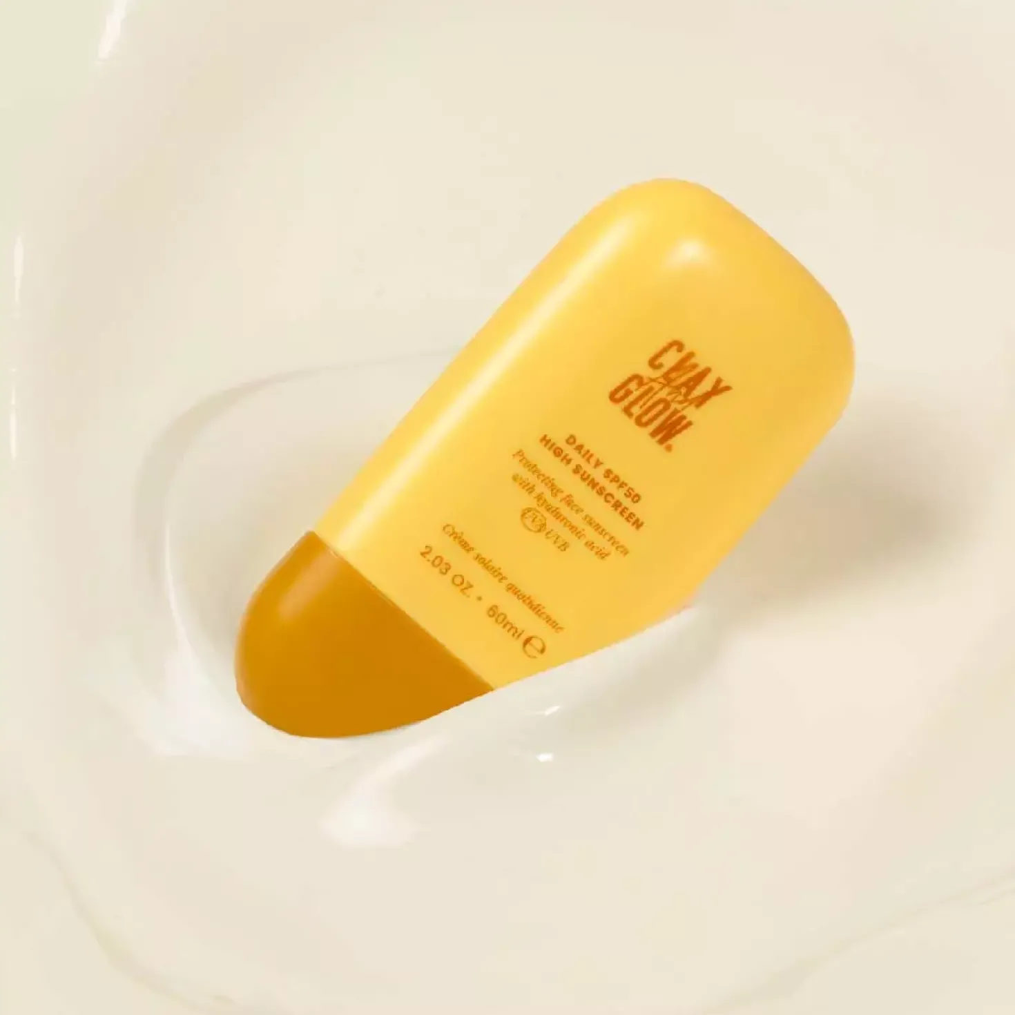 Clay And Glow Daily SPF50 High Sunscreen 60 ml