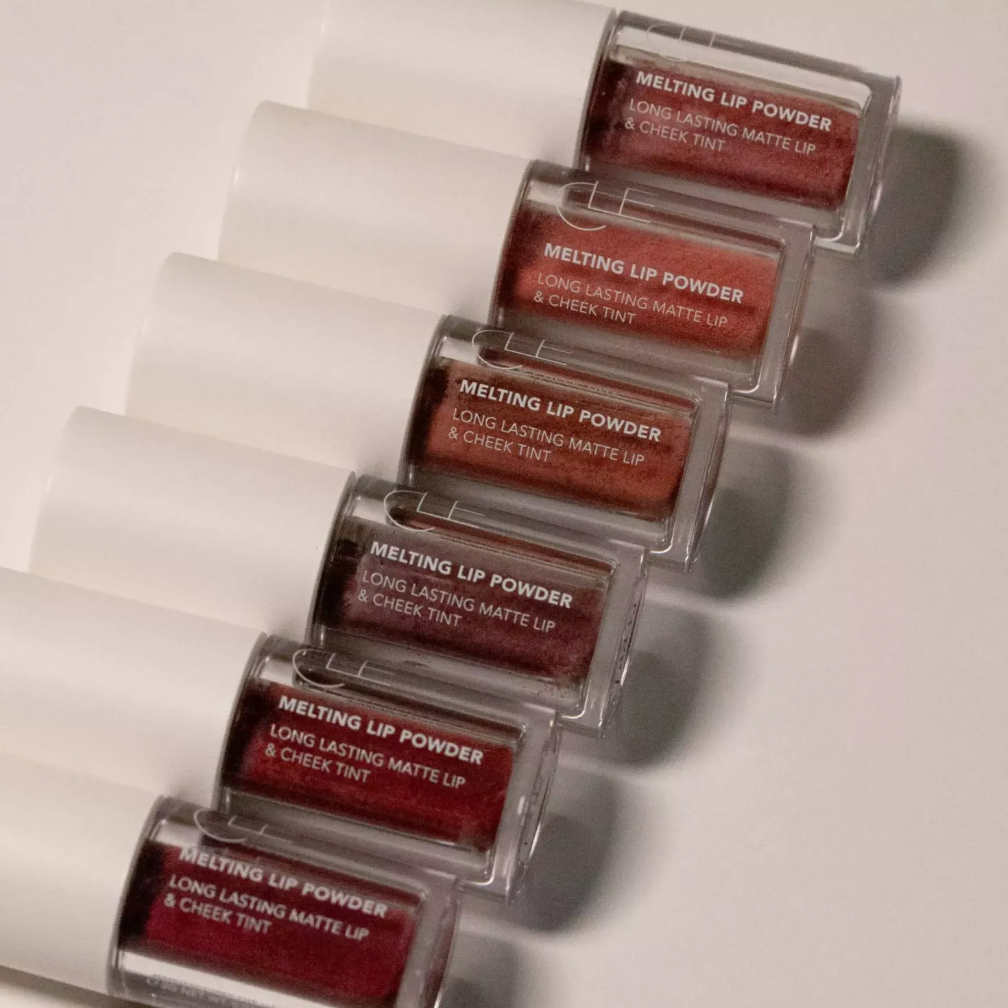 CLE Melting Lip Powder Lady Guava