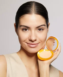 HELIOCARE Oil-Free Compact Beige SPF 50+