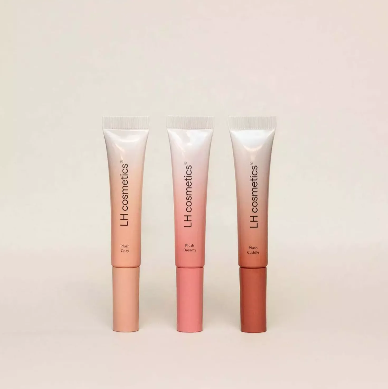 LH cosmetics Plush Dreamy