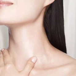 SensaiCellular Performance Throat and Bust Lifting Effect 100 ml