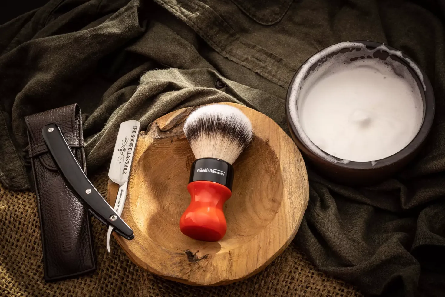 The Goodfellas' Smile Synthetic Shaving Brush Red Evil 26 cm